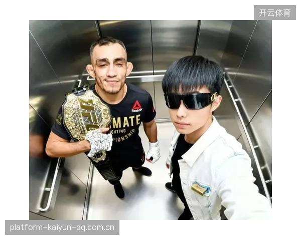UFC选手自曝恐高：上台都腿软，背后鲜为人知的痛与坚韧